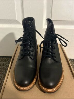 Nisolo Black Leather Lace-Up Combat Boots with Tan Welt